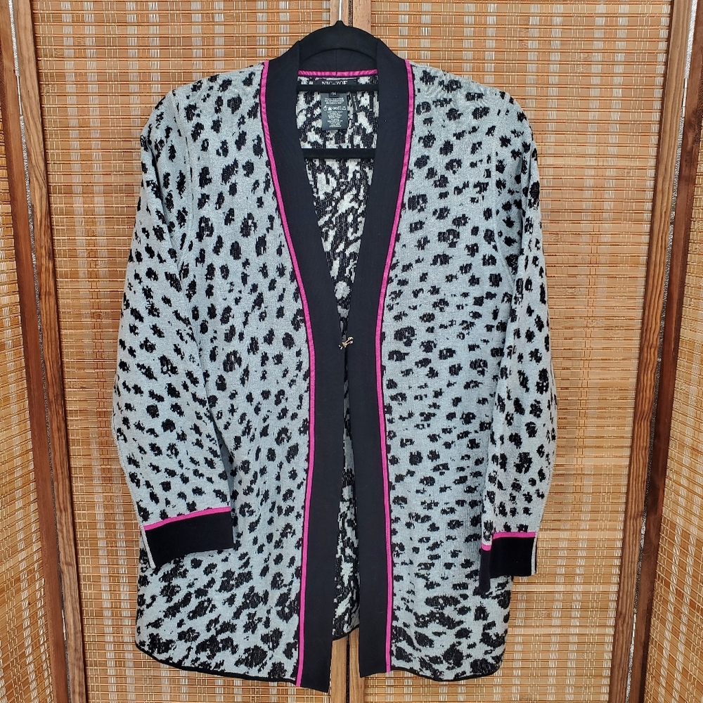 ♡ Nic + Zoe Multitasker Reverible Cardigan Animal Pattern with Pink Trim Size MP